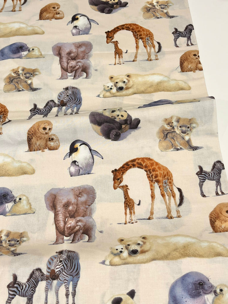 Elizabeth Studio Fabric Animal Friends in Cream