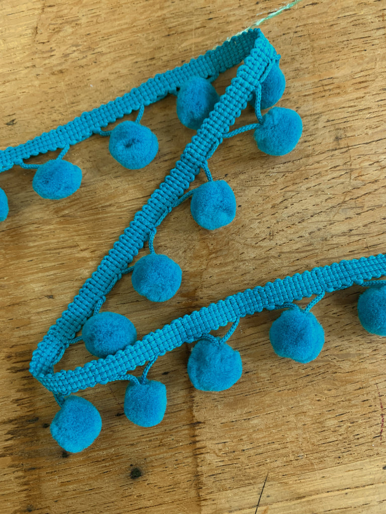 Stephanoise Ribbon and Trims Pom Pom Trim - 25mm - Turquoise - by the HALF metre