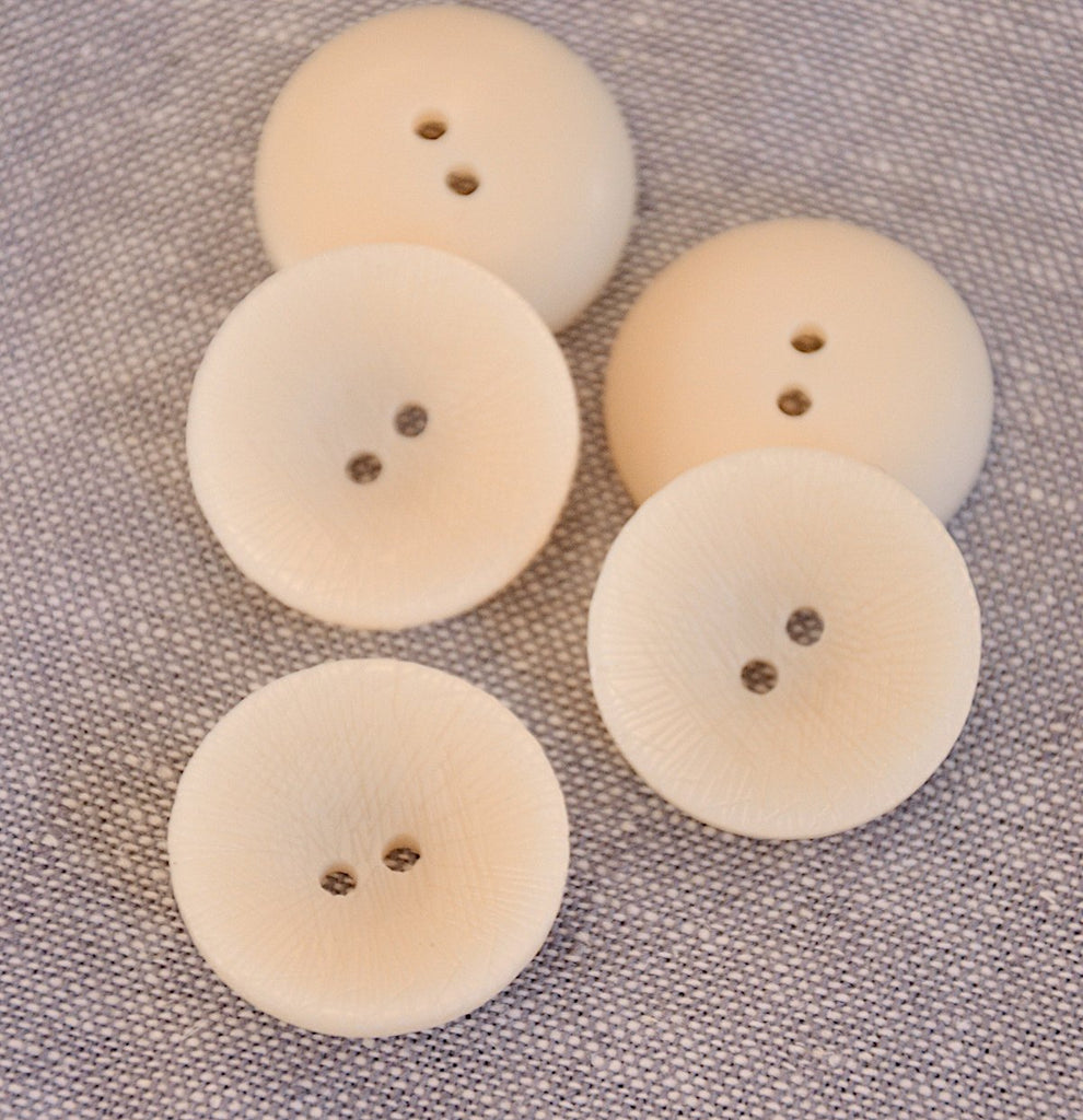 The Button Company Buttons Etched Lines Button - 24mm - Cream