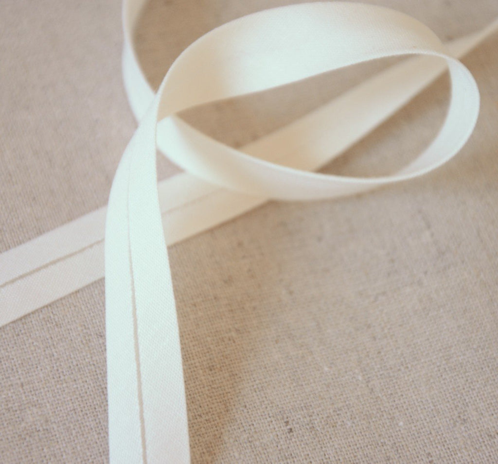 The Eternal Maker Ribbon and Trims Bias Binding Solid Cream - 13mm