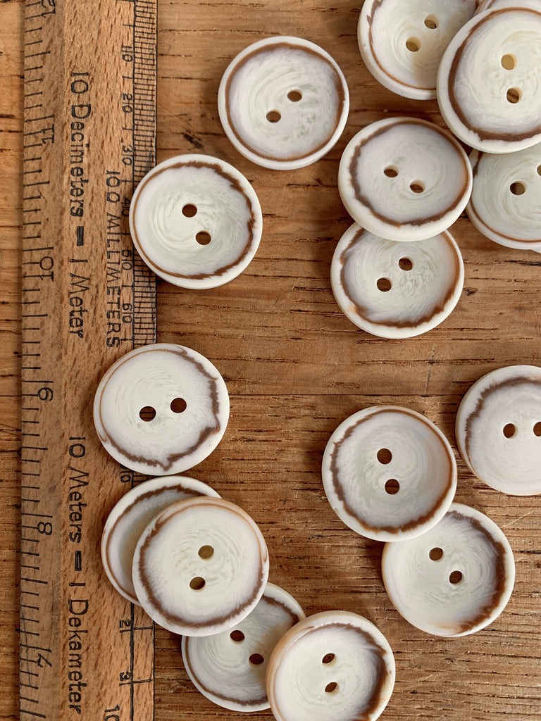Unbranded Buttons Brown Ring Cream 2 hole Button - 25mm