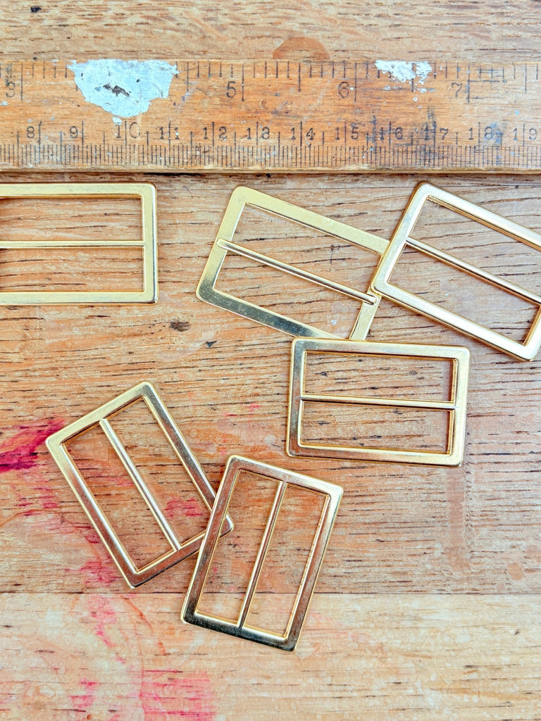 35mm Buckle - Gold - The Eternal Maker - UK Fabric Shop