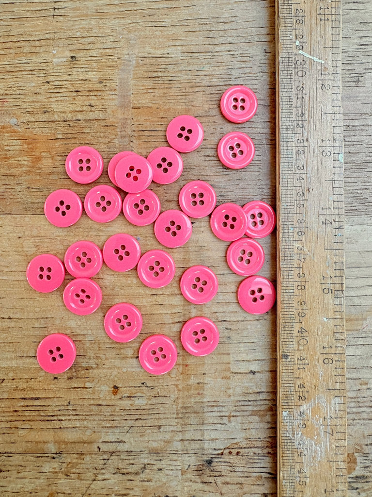 4 Hole Ring Edge Hot Pink Buttons - 15mm - The Eternal Maker - UK Fabric Shop