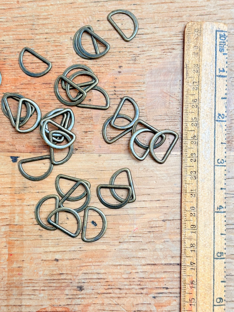D - Rings - Antique Brass - 15mm - The Eternal Maker - UK Fabric Shop
