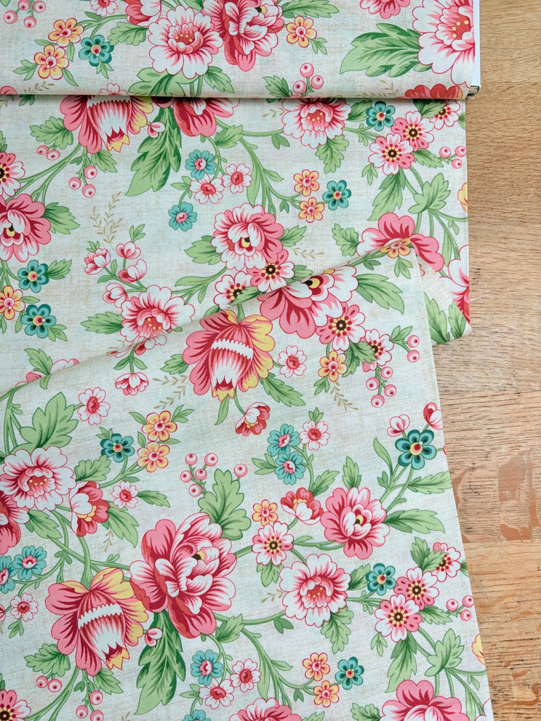 Dahlia by Edyta Sitar for Laundry Basket Quilts - The Eternal Maker - UK Fabric Shop