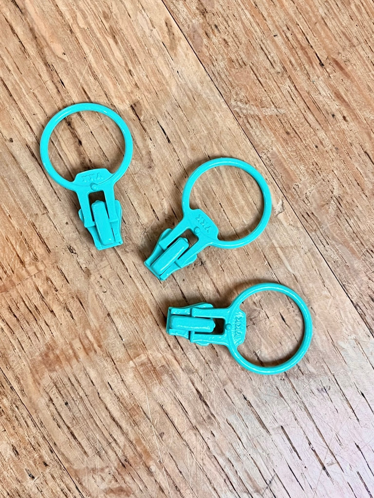 Free - style Zip Ring Pull Teal Blue 049 - The Eternal Maker - UK Fabric Shop