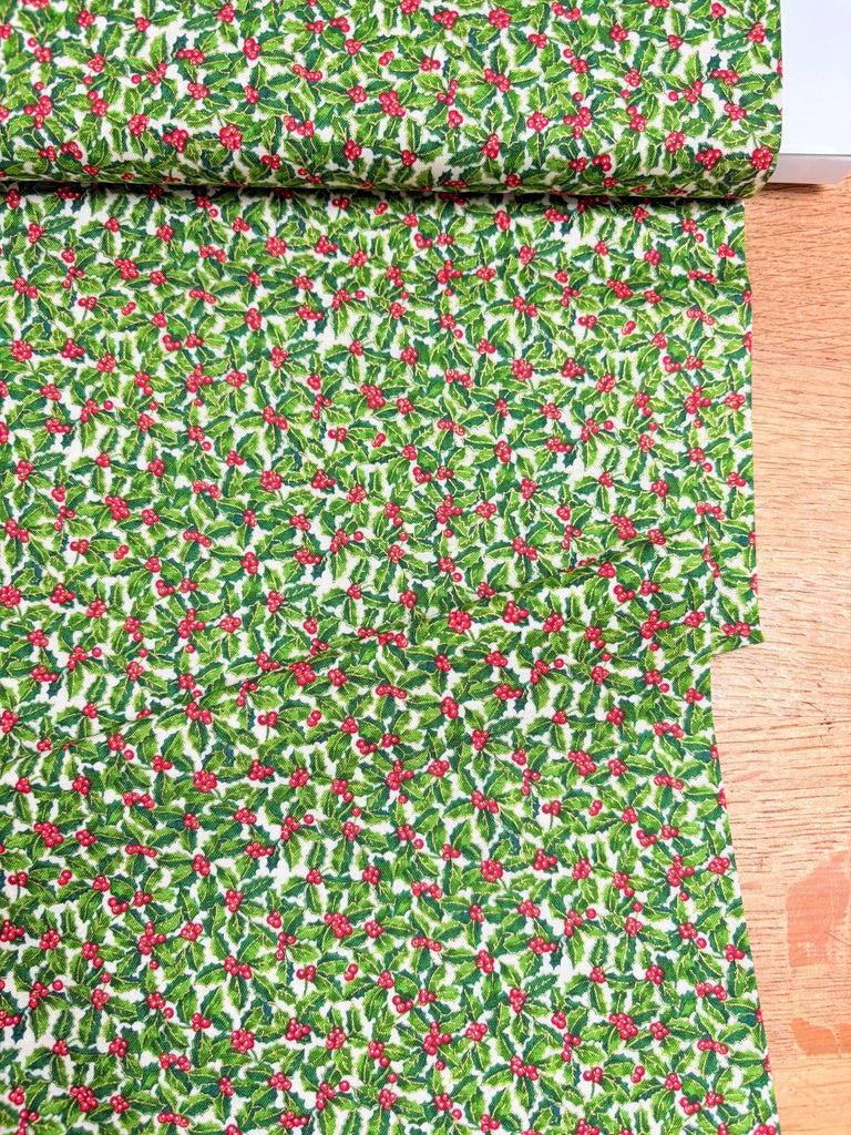 Holly - Classic Foliage - Makower Christmas Fabric - The Eternal Maker - UK Fabric Shop