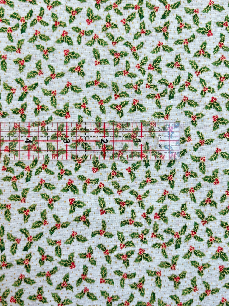 Holly on Ivory - Jolly St. Nick - Makower - The Eternal Maker - UK Fabric Shop