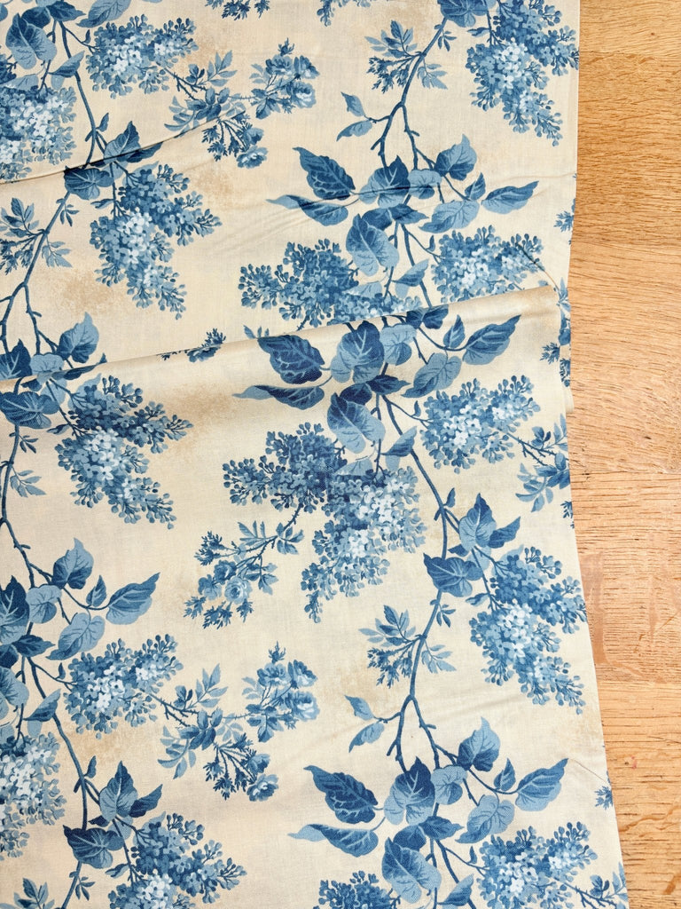 Lilacs by Edyta Sitar for Laundry Basket Quilts - The Eternal Maker - UK Fabric Shop