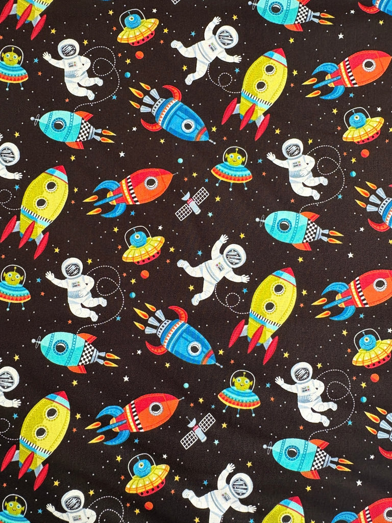 Outer Space - Makower - 6 Fat Quarter Bundle - The Eternal Maker - UK Fabric Shop