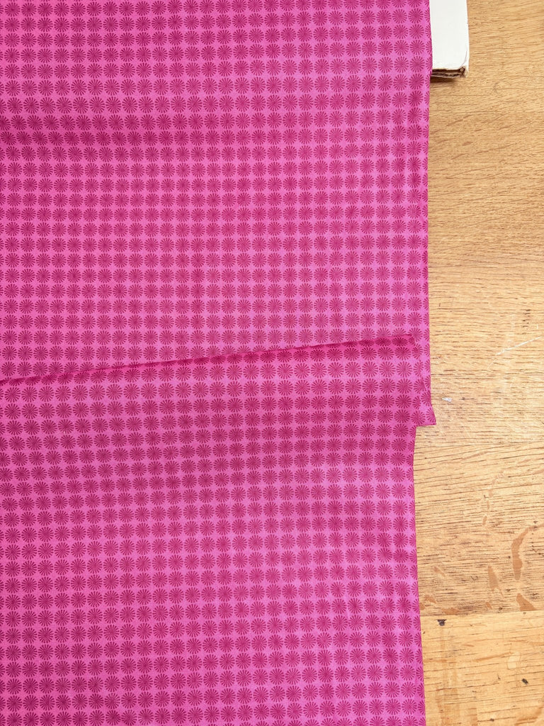 Pinwheels - Pink - Makower Fabrics - The Eternal Maker - UK Fabric Shop