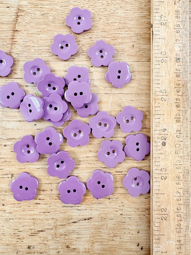 Plum Flower Button - 20mm - The Eternal Maker - UK Fabric Shop
