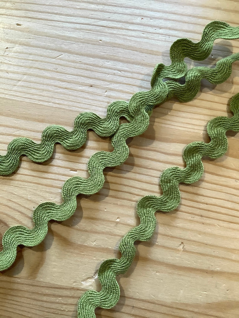 Ric Rac - 10mm - Olive - The Eternal Maker - UK Fabric Shop
