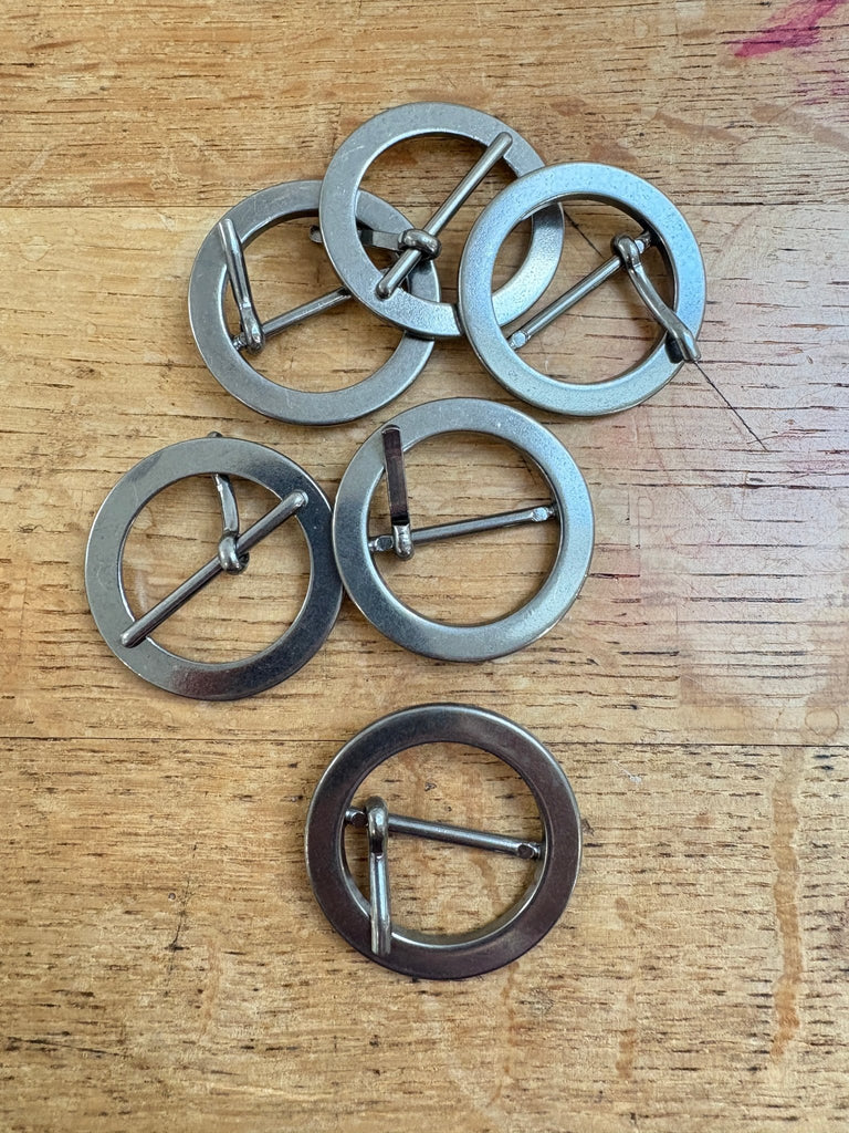 Round Buckle - 30mm - Gunmetal - The Eternal Maker - UK Fabric Shop