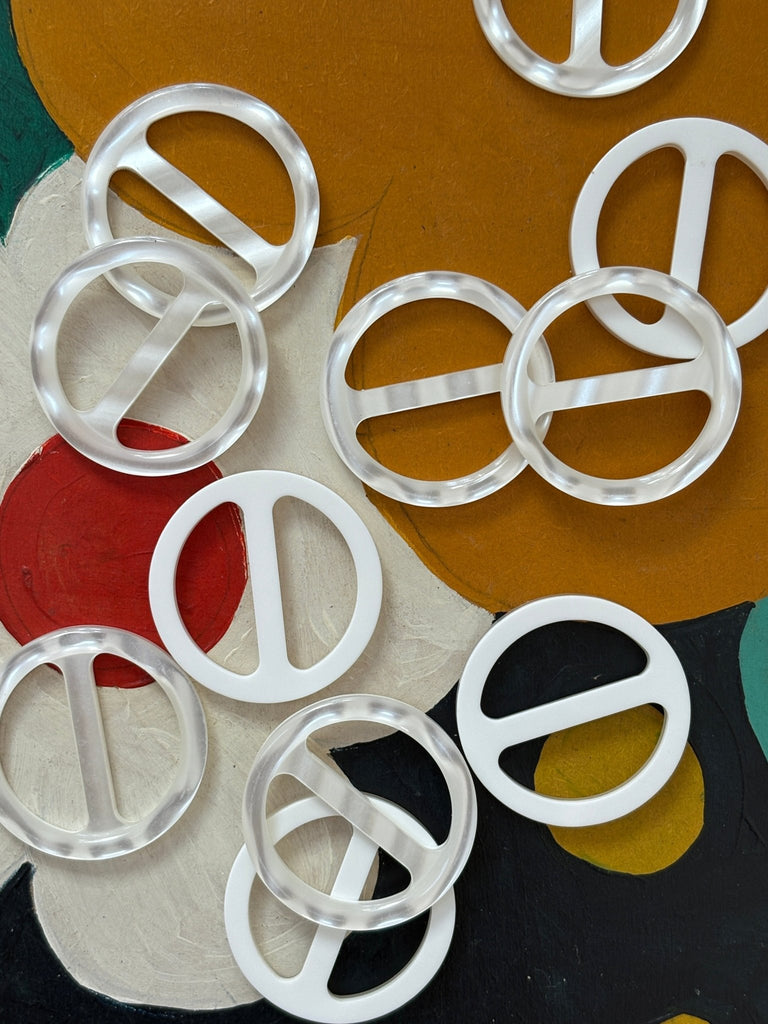 Round Pearl Polyester Buckle - 30mm Cream - The Eternal Maker - UK Fabric Shop