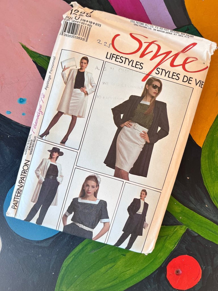 Style - 1229 unlined Coat or Coatdress, Pullover Top, Skirt and Trousers - Vintage Sewing Pattern (Size 16 - 18 - 20) - The Eternal Maker - UK Fabric Shop