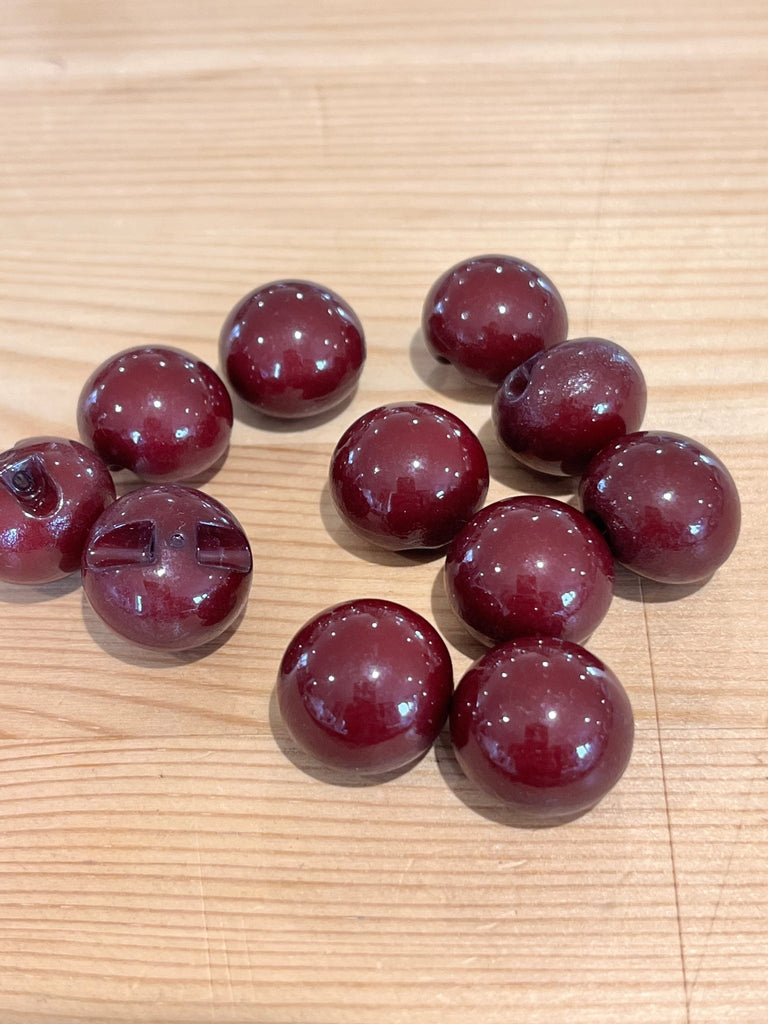 Wine Ball Shank Button - 18mm - The Eternal Maker - UK Fabric Shop