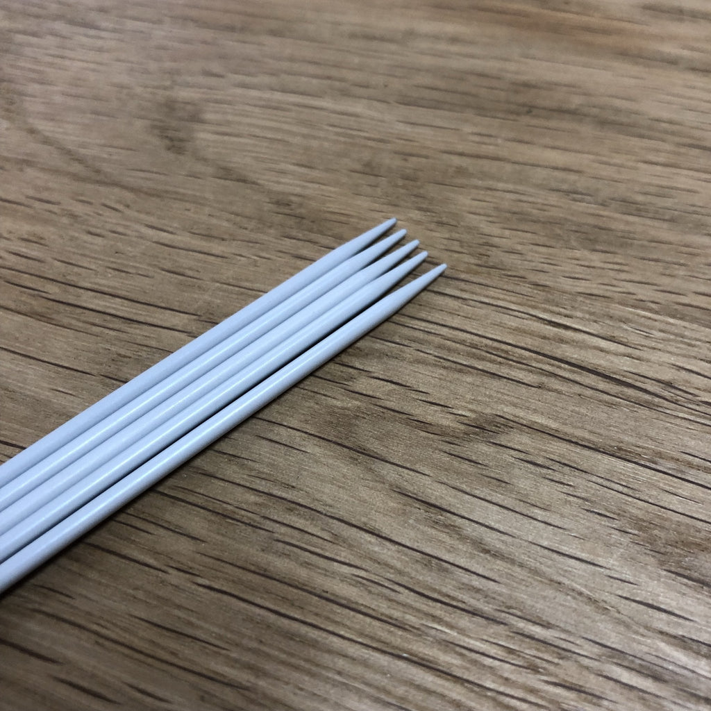 2.00mm 20cm - Pony Double Pointed Knitting Needles x 5 - The Eternal Maker - UK Fabric Shop