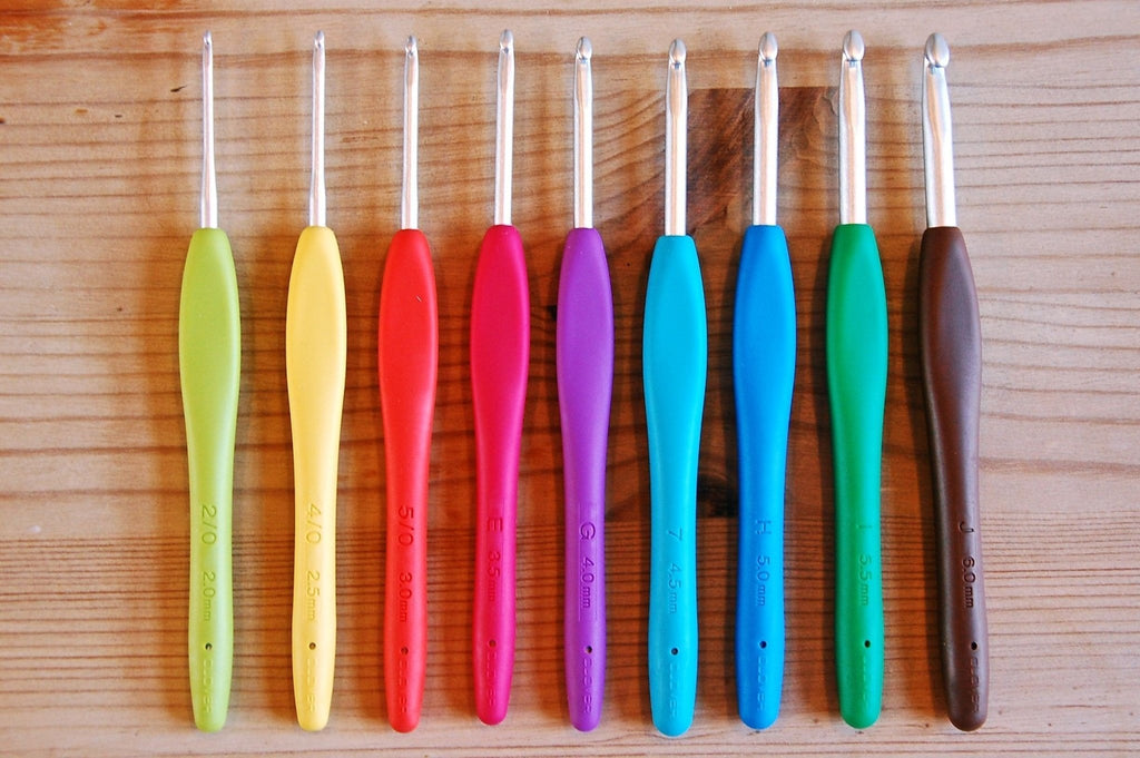 2.00mm - Clover Amour Crochet Hooks - The Eternal Maker - UK Fabric Shop