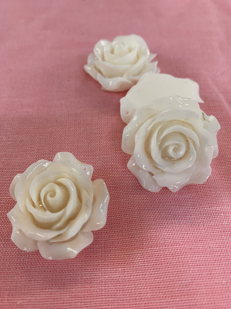 3D White Rose Cabochons - Flat - 30mm with holes - The Eternal Maker - UK Fabric Shop