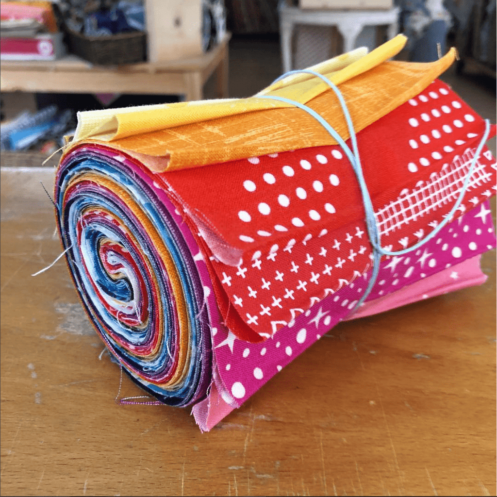 5" Fabric Roll 15 pieces - Rainbow - The Eternal Maker - UK Fabric Shop