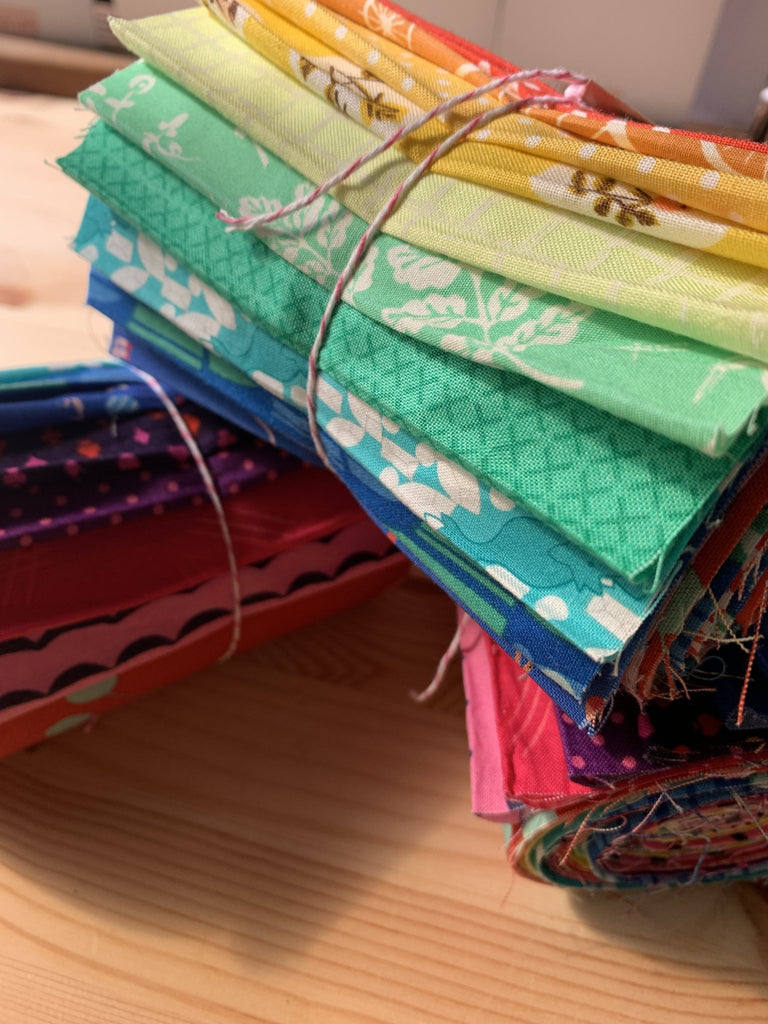 5" Fabric Roll 15 pieces - Rainbow - The Eternal Maker - UK Fabric Shop