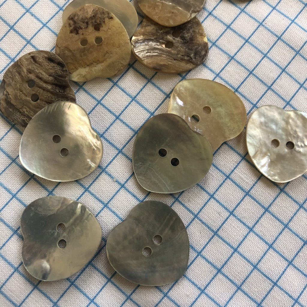 Agoya Shell Heart Button - 20mm - The Eternal Maker - UK Fabric Shop