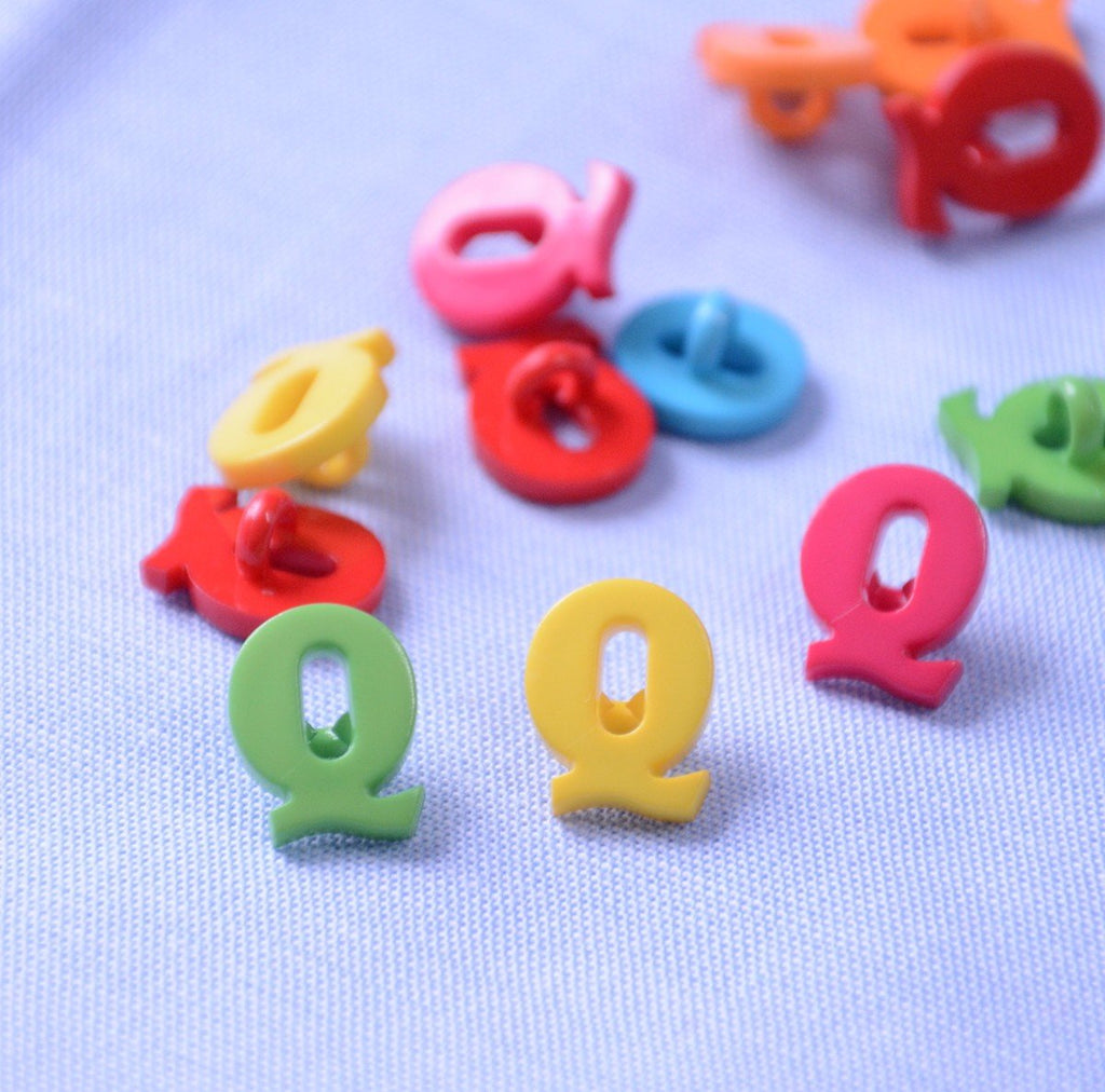 Alphabet Shank Button - Letter Q - 11mm - The Eternal Maker - UK Fabric Shop