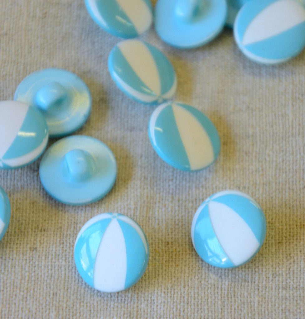 Beach Ball Shank Button - 15mm - Blue - The Eternal Maker - UK Fabric Shop