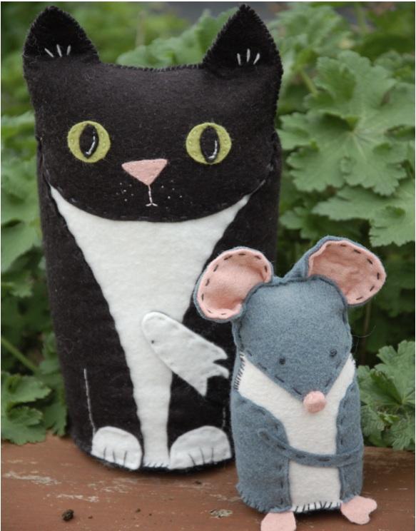 Black Cat and House Mouse Felt Digital Sewing Pattern - The Eternal Maker - UK Fabric Shop