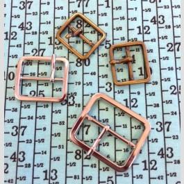 Buckle with Prong - 20mm - Antique Brass - The Eternal Maker - UK Fabric Shop