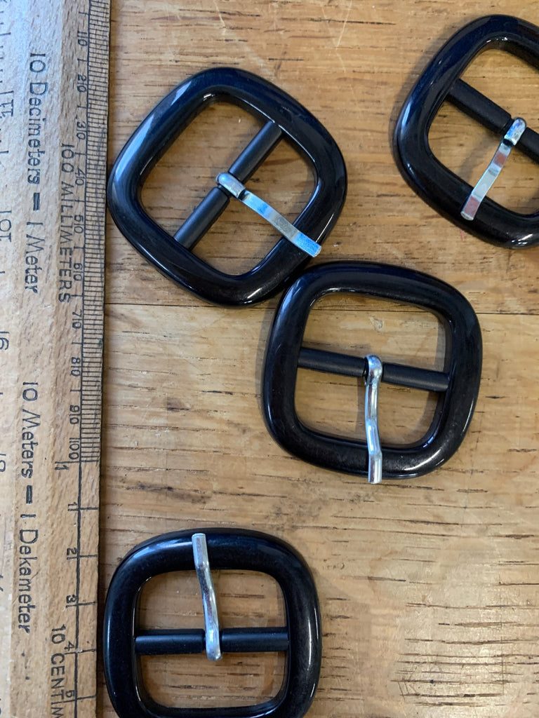 Buckle with Prong - 30mm - Black or White - The Eternal Maker - UK Fabric Shop