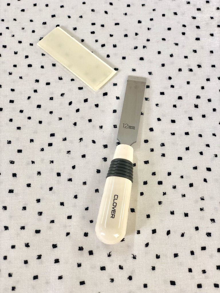 Buttonhole Cutter - Clover - The Eternal Maker - UK Fabric Shop