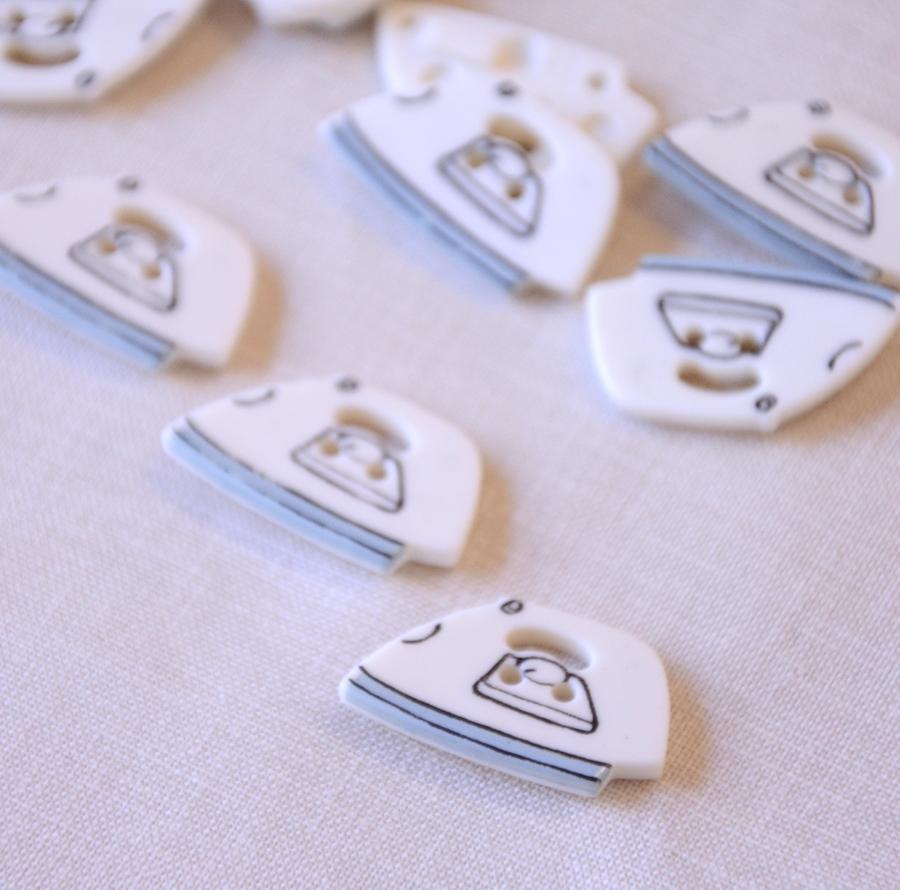 Cartoon Iron Button - 25mm - The Eternal Maker - UK Fabric Shop