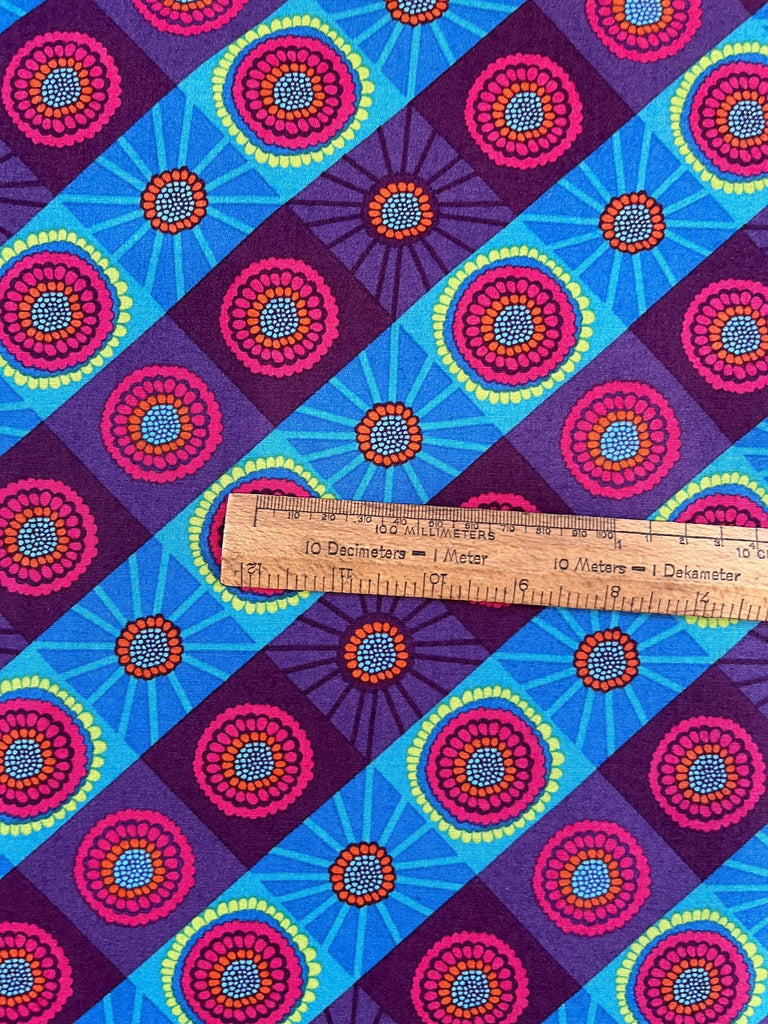 Cosmos In Mountain - Bright Eyes - Anna Maria Horner - Free Spirit - The Eternal Maker - UK Fabric Shop