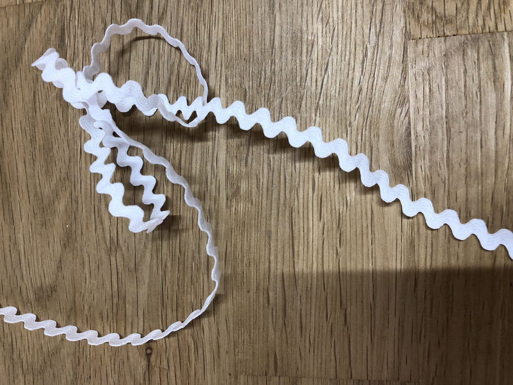 Cotton Ric Rac - 10mm - White - The Eternal Maker - UK Fabric Shop