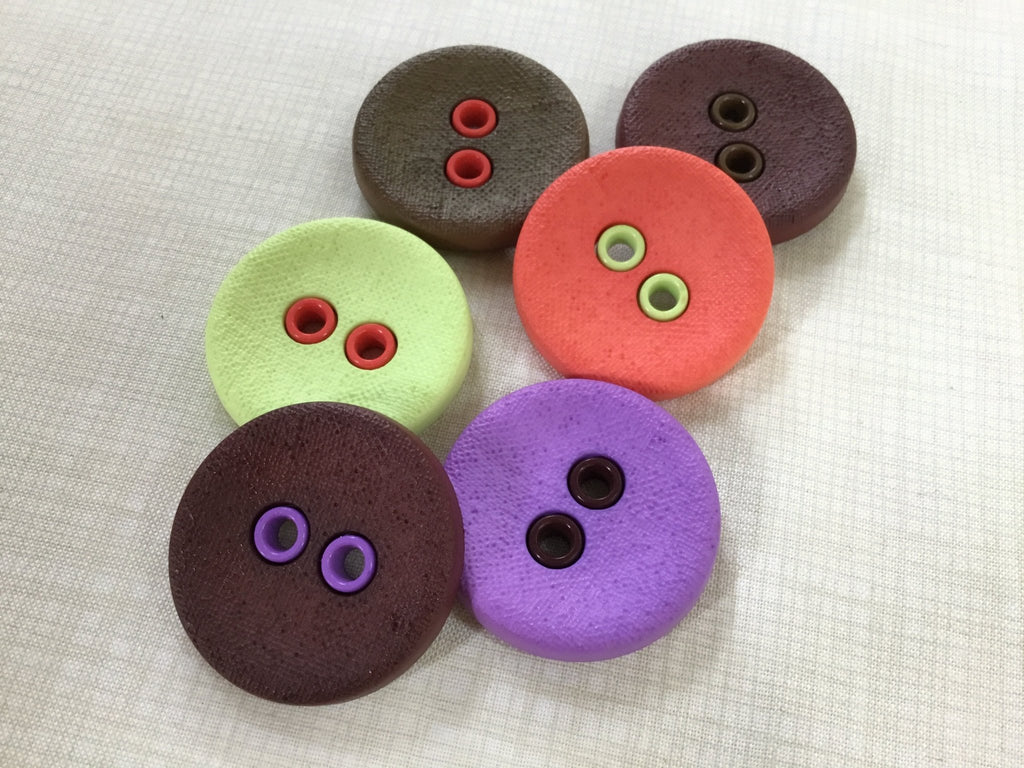 Free Style Button - 34mm. Various Colours - The Eternal Maker - UK Fabric Shop