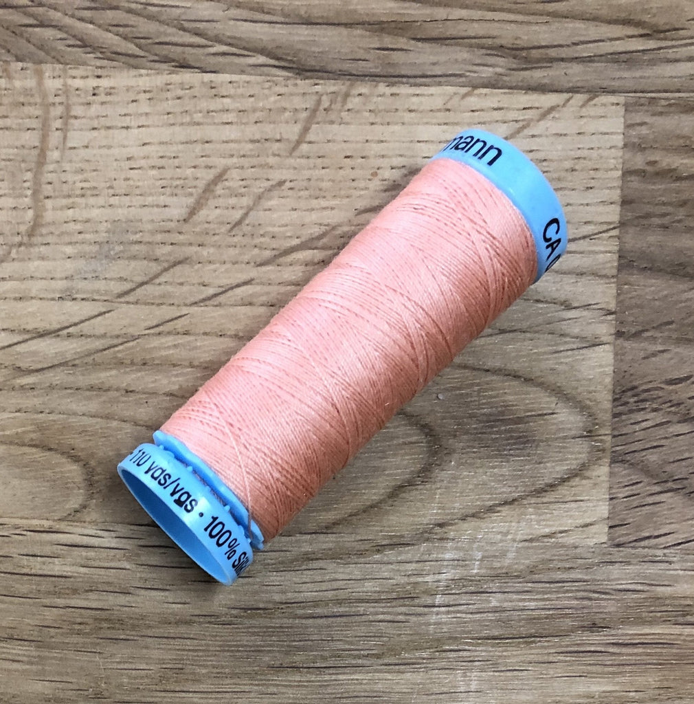Gutermann Pure Silk Thread 100m - 586 - The Eternal Maker - UK Fabric Shop