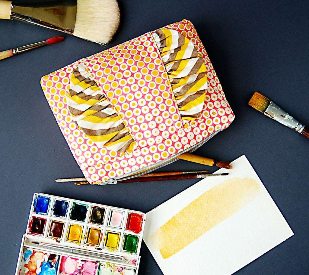 In a Clutch Cosmetic Case - Straight Stitch Society Patterns - The Eternal Maker - UK Fabric Shop