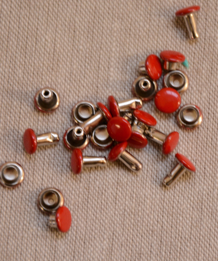 Inazuma Metal Hardware Coloured Rivets 6mm (dia.) x 7mm (length) 20 pack - Red