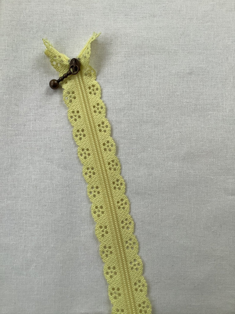 Lace Edge Zip - Lemon - 20cm - The Eternal Maker - UK Fabric Shop