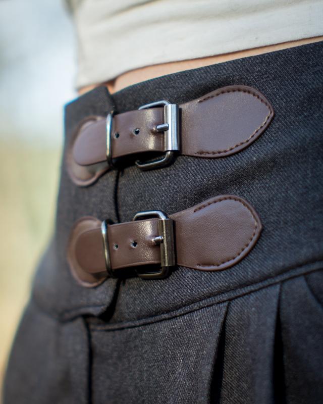 Lazo Trousers - Thread Theory Patterns - Digital Sewing Pattern - The Eternal Maker - UK Fabric Shop