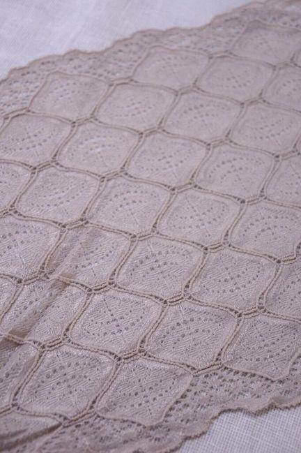 Leaf Pattern Stretch Lace Trim - Champagne - 21cm - The Eternal Maker - UK Fabric Shop