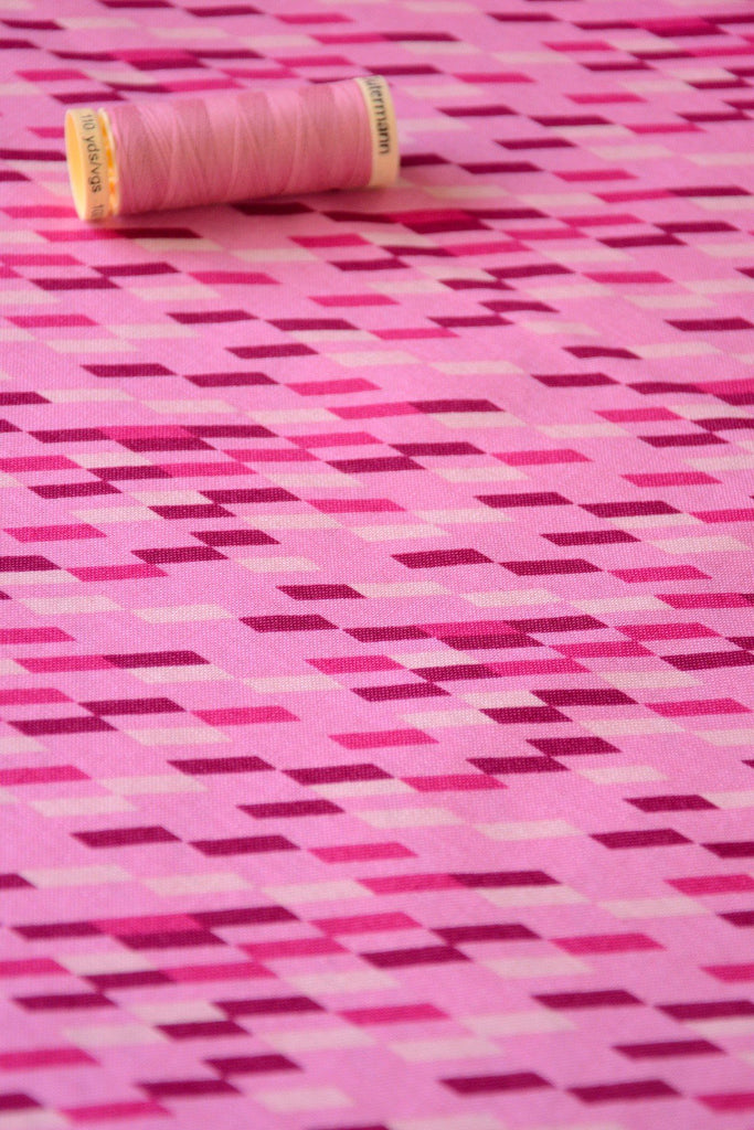 Lecien Fabric Fractured Lines - Pink - Geogram - Samarra Khaja - Lecien