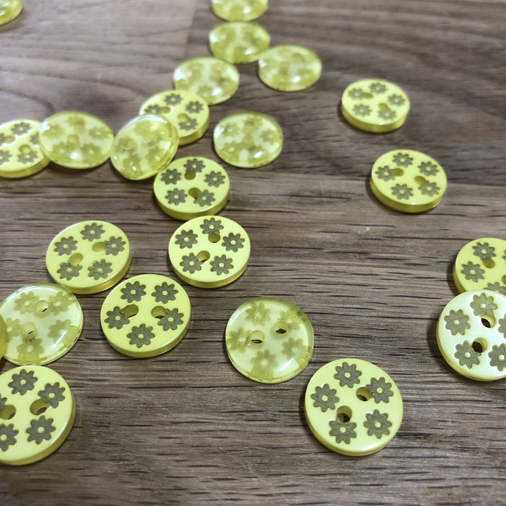 Little Daisy Button - Yellow Lim - 13mm - The Eternal Maker - UK Fabric Shop