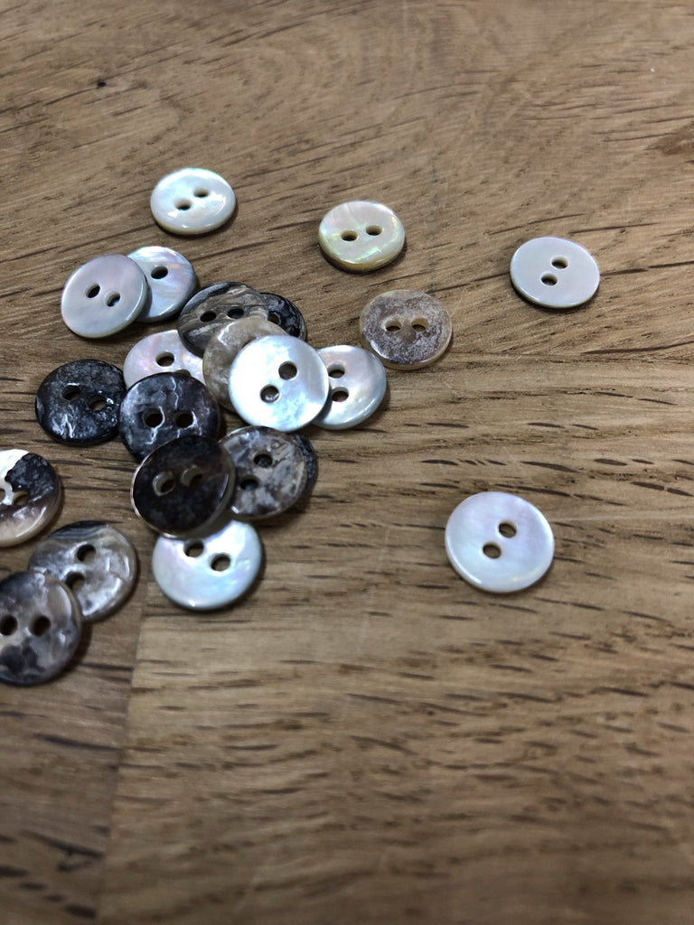 Mini Agoya Shell Button - 9mm - The Eternal Maker - UK Fabric Shop