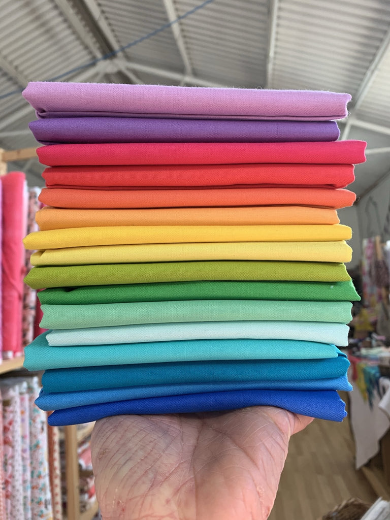 Neon Bright Expanded Kona & Pop Solids Fat Quarter Bundle - The Eternal Maker - UK Fabric Shop