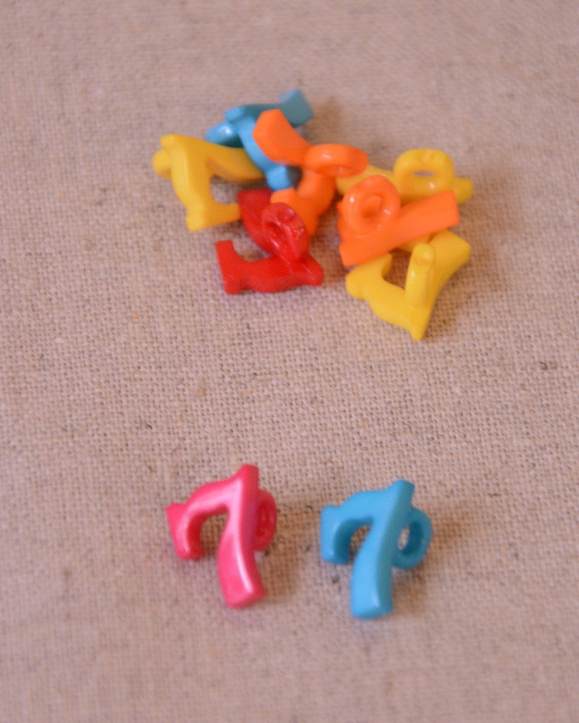 Number '7' Shank Button - 11mm - The Eternal Maker - UK Fabric Shop