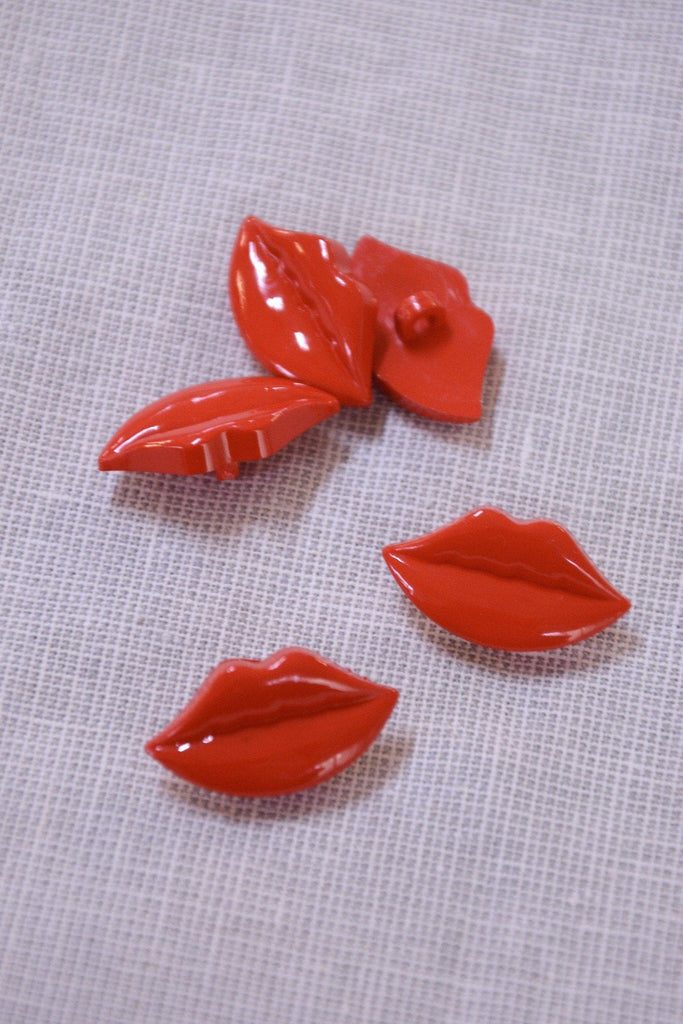 Red Lips Button - 34mm - The Eternal Maker - UK Fabric Shop