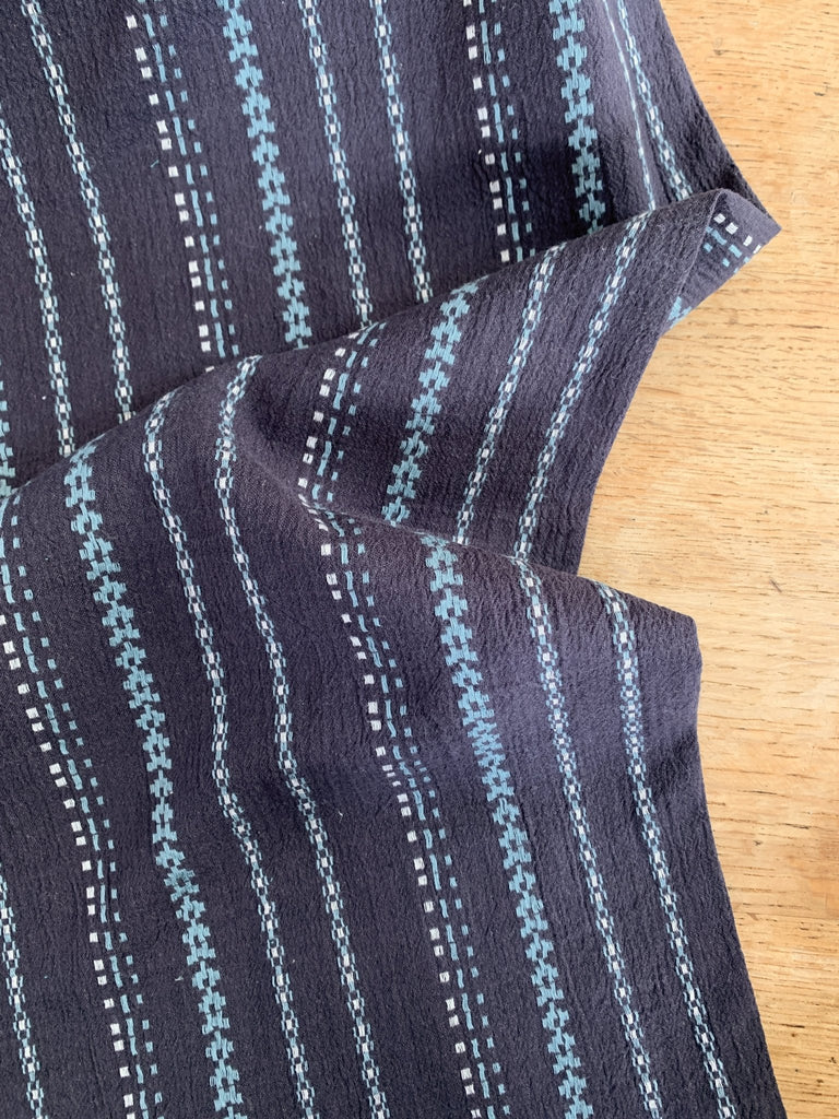 Remnant 55cm x 110cm - Athena Gauze - Yarn Dyed Charcoal - Robert Kaufman - The Eternal Maker - UK Fabric Shop